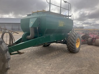 2014 Simplicity 9000L Air Seeder with 1220 Seedhawk Bar
