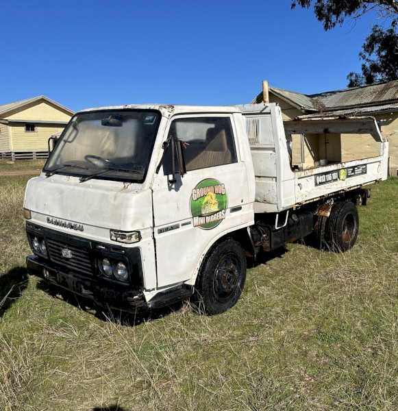 1984 Daihatsu Tipper + Reconditioned Engine reduced price 