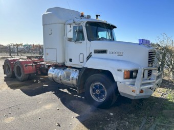 1995 Mack CH Prime Mover with Hydraulics
