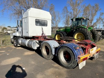 1995 Mack CH Prime Mover with Hydraulics