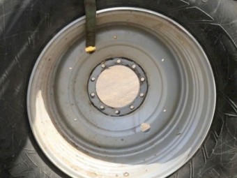 WANTED Case New Holland Massey 10 stud Wheel