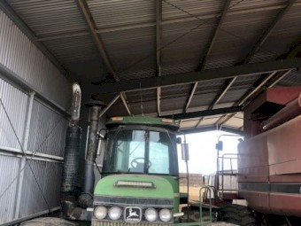 John Deere 8450 Tractor