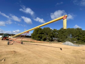 Westfield 71ft Swing Away Auger