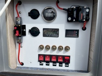 Black Series Dominator 2019 Camper Trailer