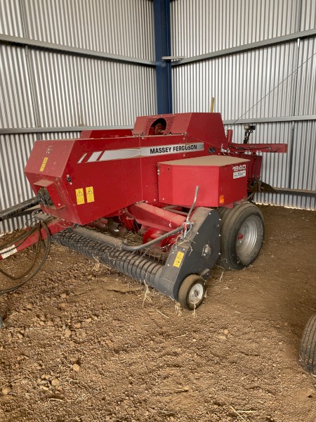 2014 Massey Ferguson Small Squares Baler