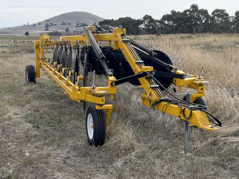 V Rake Hydraulic Opening Elsworth