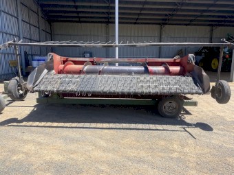 Phillips Pick up Front  13’ with trailer John Deere &amp; Case & with New front belts