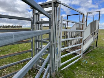 Portable Cattle Yards