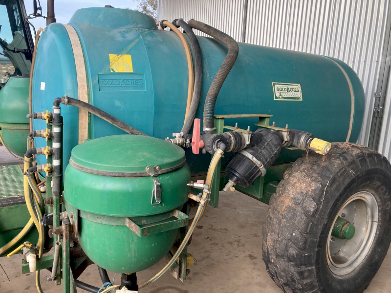 Boom Spray - Goldacres Prairie 3000 litre