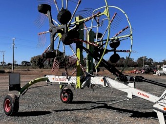 Class Liner 2600 Twin Rotor Rake