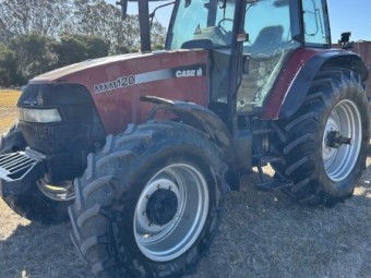 Case IH MXM 120 Tractor