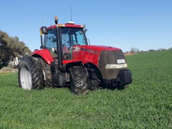 2011 Case IH Magnum 245 Tractor