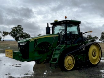2015 John Deere 8370RT Tractor