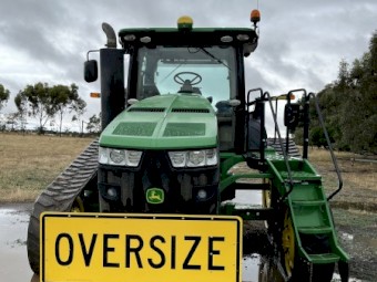 2015 John Deere 8370RT Tractor