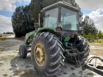 John Deere 4040 Tractor with FEL
