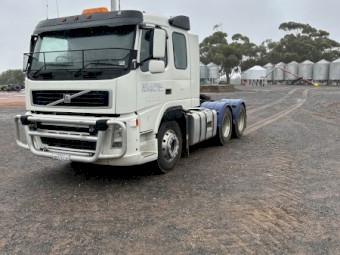 2007 Volvo FM 480 Prime Mover With Tipper Hydraulics