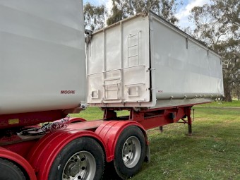 2013 Moore B Double/Road Train Leads