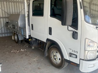 2016 Isuzu NPR 250 Dual Cab Truck with Crutching Trailer Combo