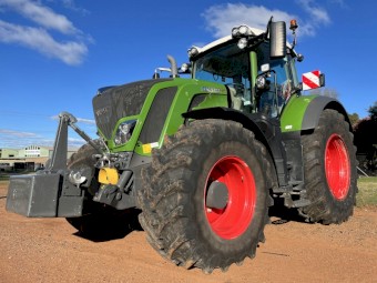 Fendt 822 Vario Tractor