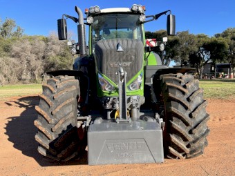 Fendt 822 Vario Tractor