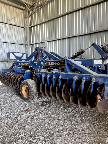 Grizzly 36 Fieldmasters Offset Disc