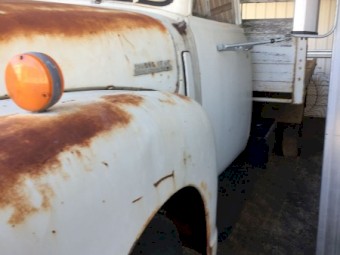 1952 Chev Maple Leaf