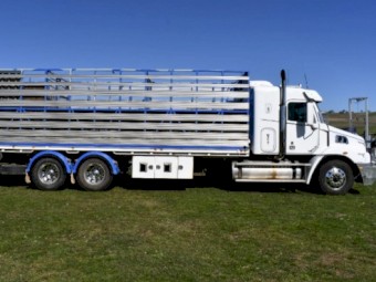 2012 Freightliner CST 112 Tabletop Truck