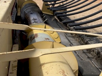 New Holland Canola Pickup Front/Fit Case IH Header