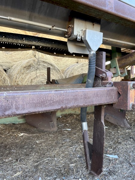 Fertilizer bar / Hiller