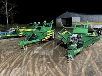 Square bale and round bale feeder Elsworth