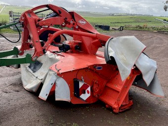 Kuhn FC3525 front mower conditioner