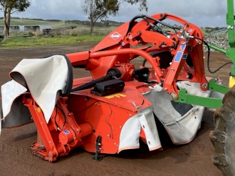 Kuhn FC3525 front mower conditioner