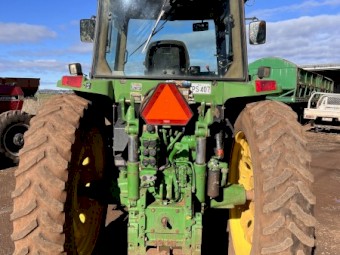 John Deere 7410 Tractor