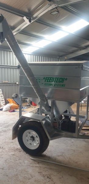 Under Auction - (A221) 2021 FeedTech Feed Out Cart 