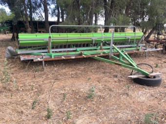 Farm Pro Band Seeder