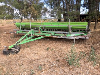 Farm Pro Band Seeder