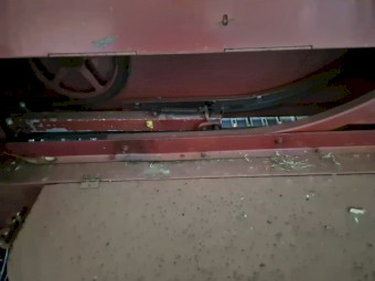 New Holland 317 small square baler