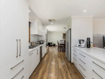 LIVING THE LIFESTYLE DREAM AND SELLING AS 12 OR 30 ACRES