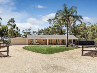 LIVING THE LIFESTYLE DREAM AND SELLING AS 12 OR 30 ACRES