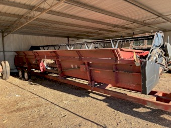 30ft Case IH 1010 Front