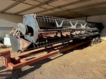 30ft Case IH 1010 Front