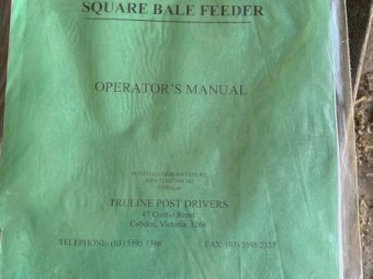 Twin bale Hay Feeder