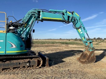 2012 13 ton Kobelco SK 135 SR Excavator