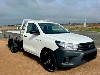 2022 Toyota Hilux 4x2