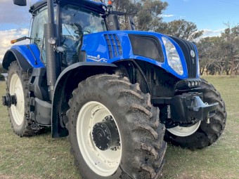 New Holland T8.320