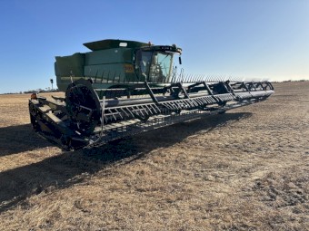 2017 Macdon D65 45ft Front with Trailer