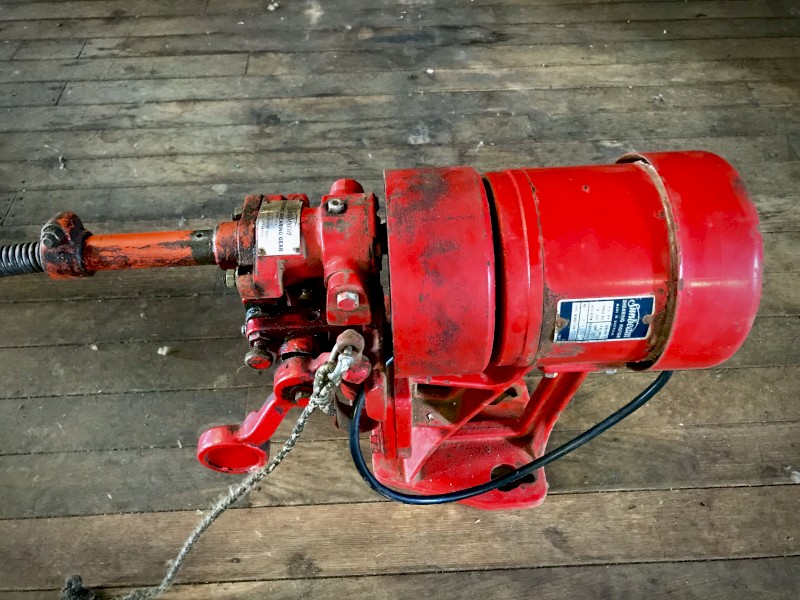 Sunbeam Shearing Machine