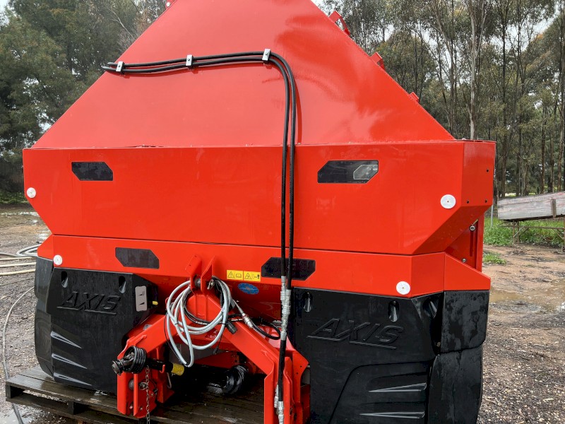 Kuhn 40.1 w Spreader
