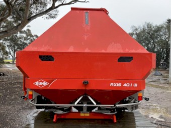 Kuhn 40.1 w Spreader