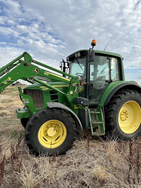 John Deere 6430 Premium Tractor with FEL